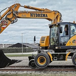 Железнодорожный экскаватор на комбинированном ходу Hydrema MX16 Rail / MX20 Rail