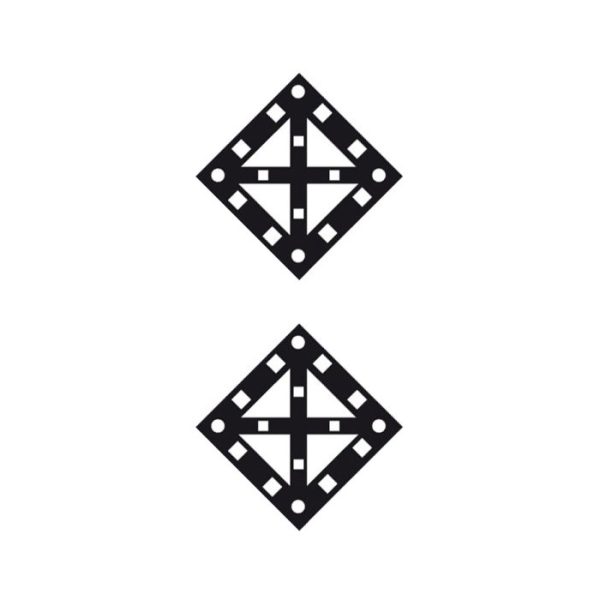 Знак «Поднять нож закрыть крылья» (два препятствия)